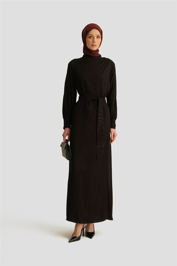 Armine Desenli Saten Elbise 25YT920 Siyah