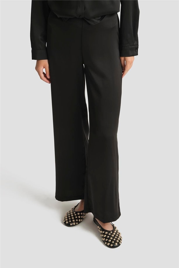 Armine Takım 25YD9261 Siyah