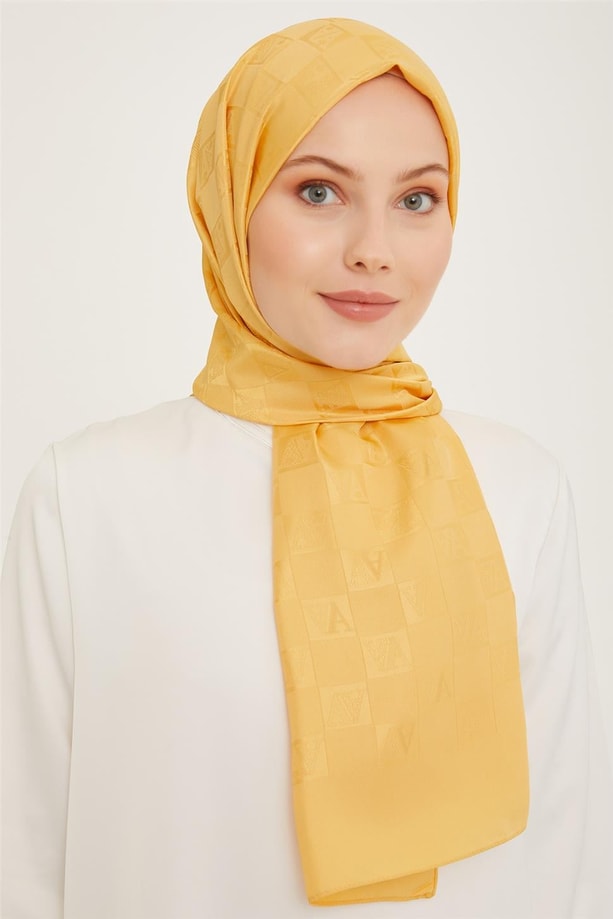 Armine Trend İnci Monogram 3 50