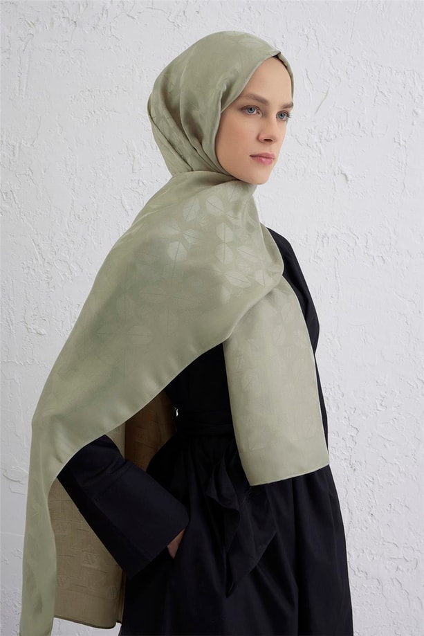 Armine Visse Şal 2 51