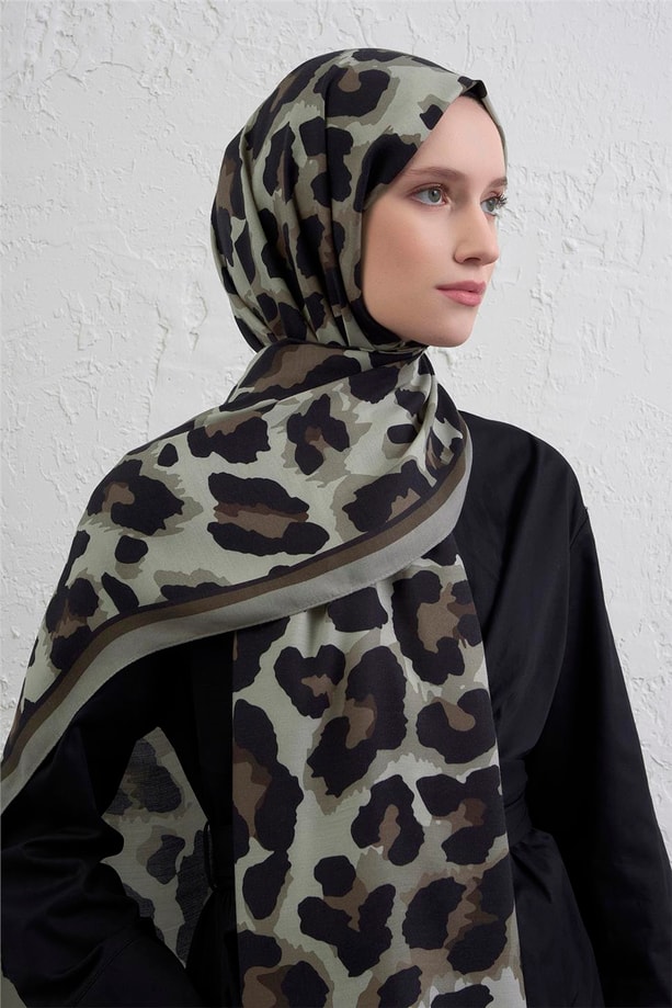 Armine İpek Tensel Leopar Şal 3 02