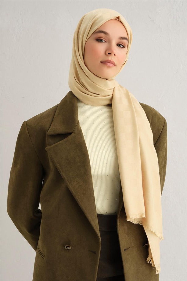 Armine Viscon Şal 4 02