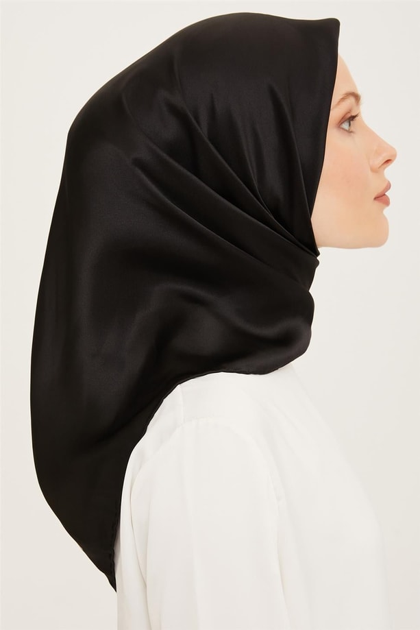 Armine Sura Eşarp 22Ya0010 01