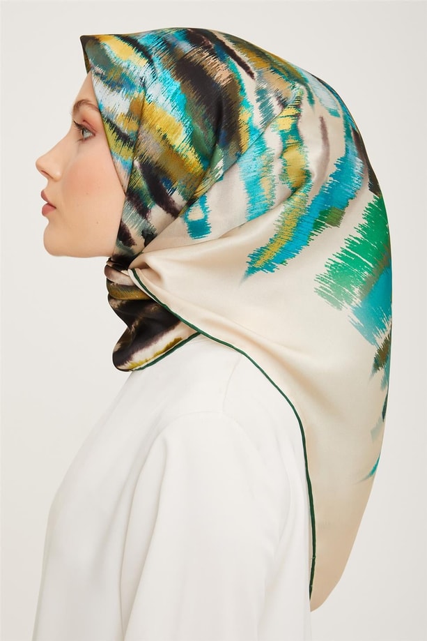 Armine Sura İpek Eşarp 23Ka9049 35