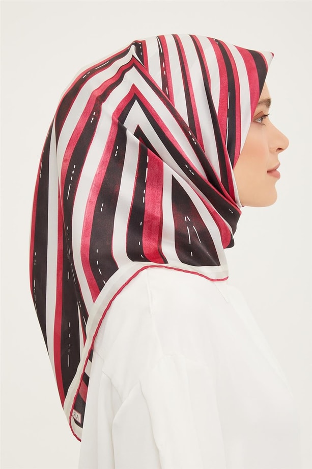 Armine Sura İpek Eşarp 23Ya8943 55