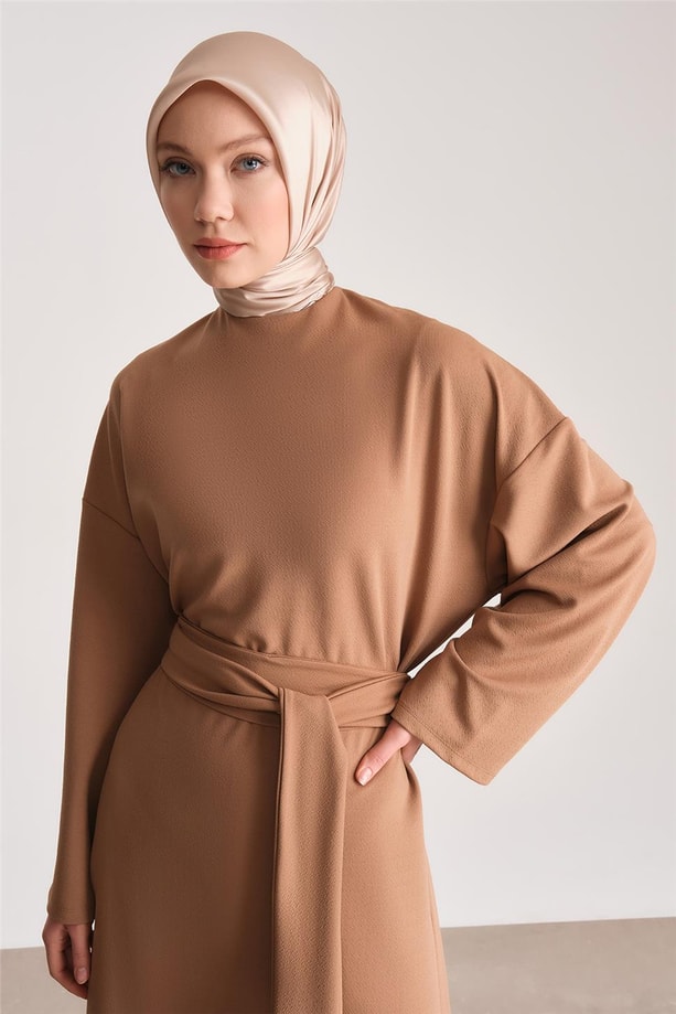 Armine Örme Beli Çift Bağlamalı Elbise ORT9727 Camel
