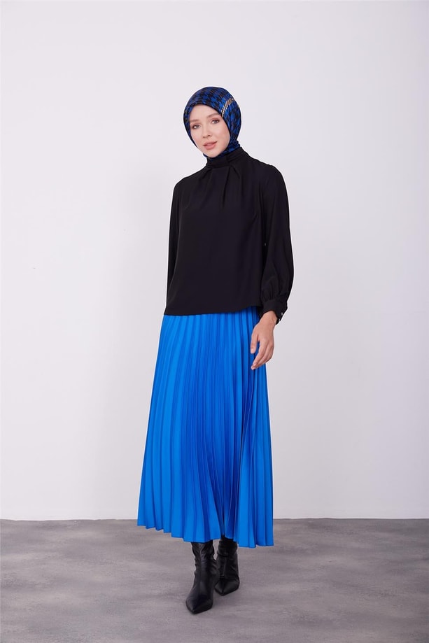 Yakası pileli bluz 23K3430 Siyah