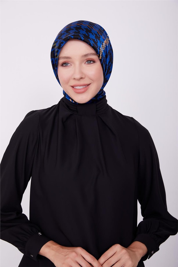 Yakası pileli bluz 23K3430 Siyah