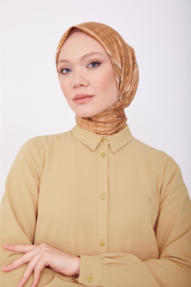 Armine Uzun Kollu Armine Logolu Tunik 23KH411 Bisküvi