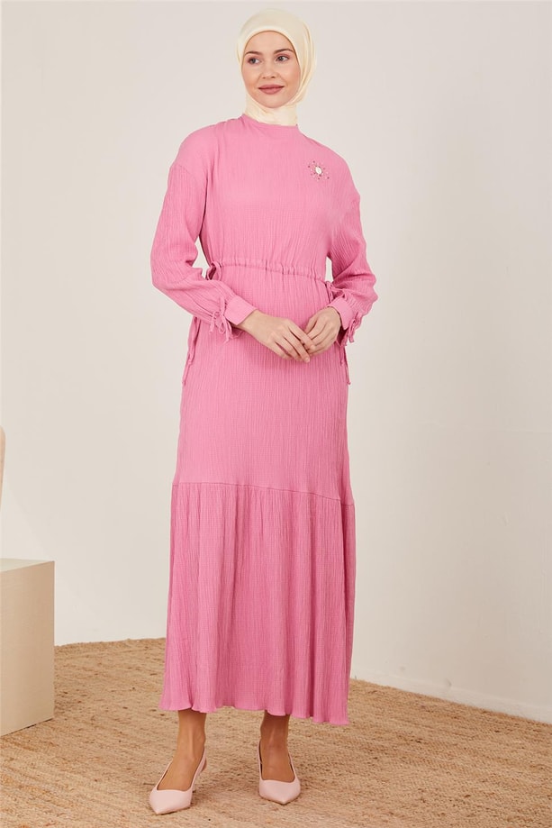 Armine İşlemeli Ve Gofretli Beli Ayarlanabilir Elbise 23Y9659 Şeker Pembe