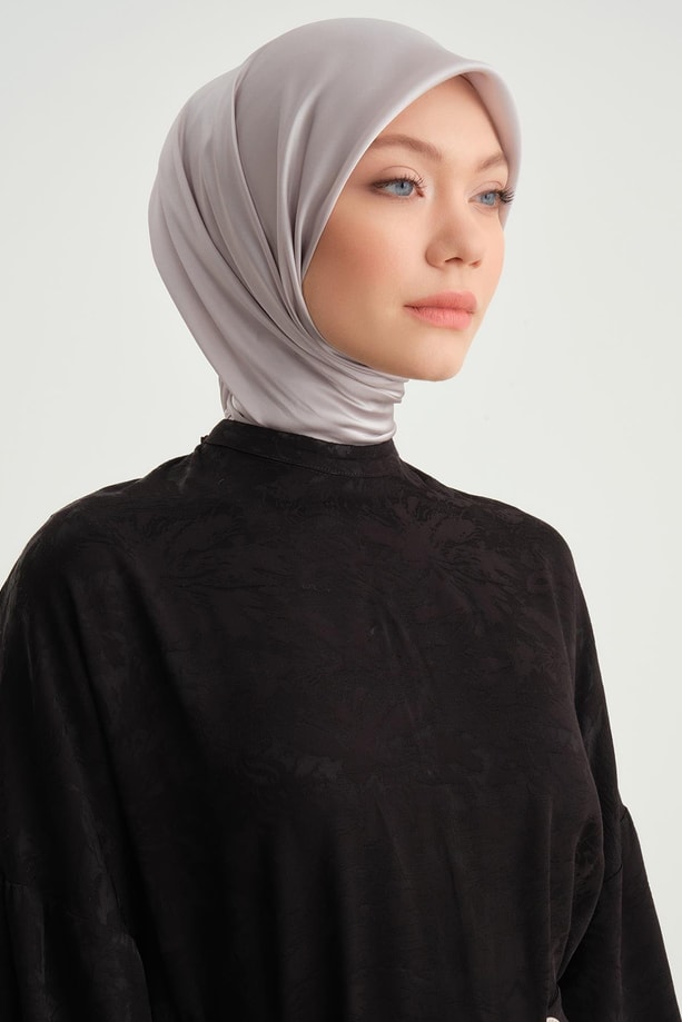 Armine Aksesuar DetaylıJakarlı Viskoz Abiye 24Y9808 Siyah