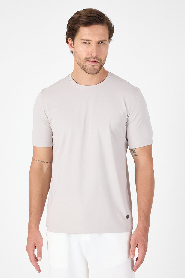 Açık Bej Kısa Kol Bisiklet Yaka Cepsiz Pamuklu Casual Slim Fit Tişört 1011250165