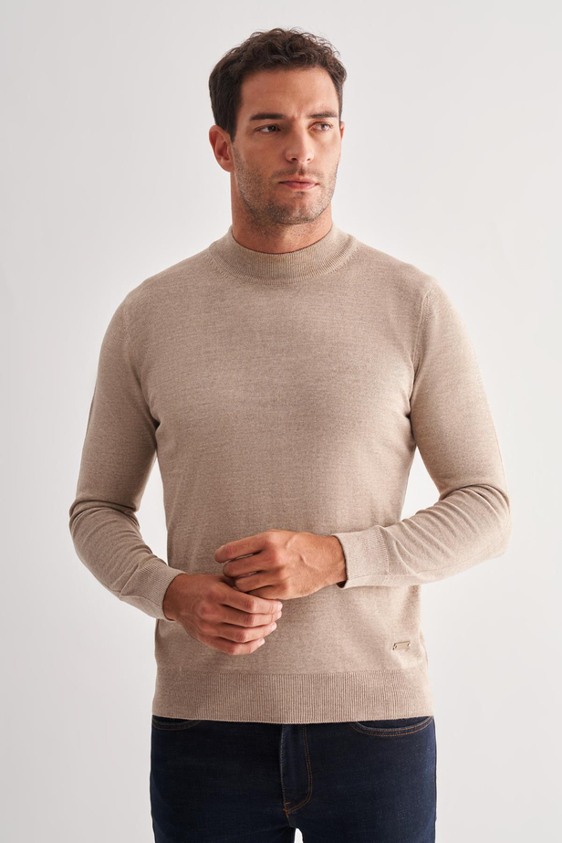 Açık Bej Yarım Balıkçı Yaka Cepsiz Comfort Fit Classic Pamuklu Triko Kazak 1012255001