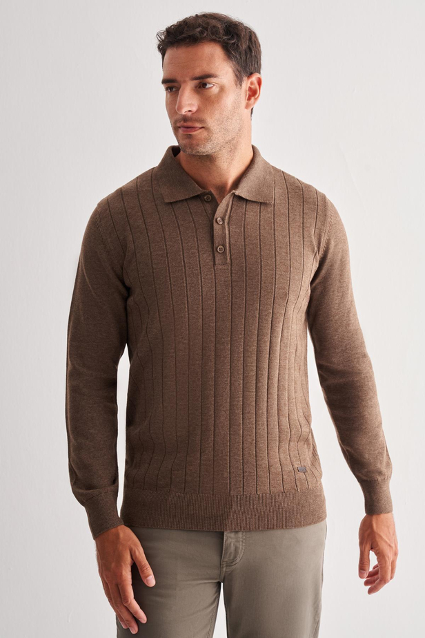 Açık Kahverengi Polo Yaka Uzun Kol Cepsiz Comfort Fit Pamuklu Triko Kazak 1012255214