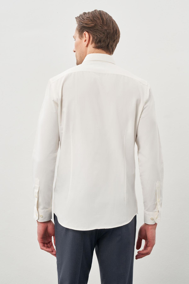 Açık Krem Uzun Kol Düz Bez Ayağı Yarım İtalyan Yaka Cepsiz Pamuklu Classic Slim Fit Gömlek 1004245268