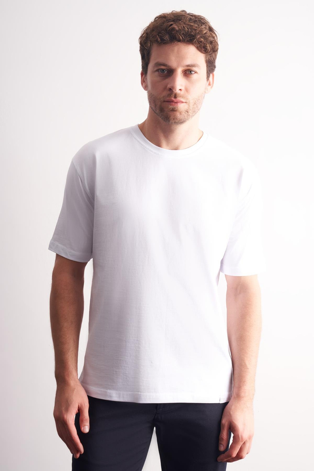 Beyaz Bisiklet Yaka Kısa Kol Slim Fit Pamuklu Tişört 1011255106