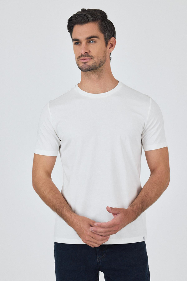 Beyaz Kısa Kol Bisiklet Yaka Cepsiz Pamuklu Casual Slim Fit Tişört 1011250165