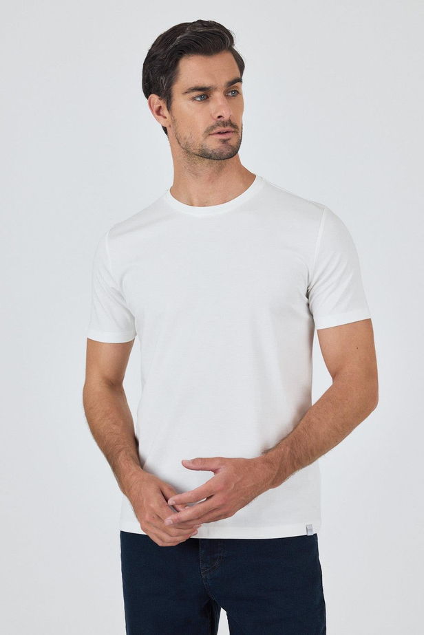 Beyaz Kısa Kol Bisiklet Yaka Cepsiz Pamuklu Casual Slim Fit Tişört 1011250165