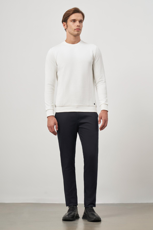 Beyaz Örme Bisiklet Yaka Pamuklu Casual Slim Fit Dar Kesim Sweatshirt 1013245150