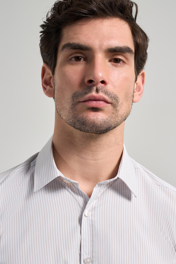 Beyaz Uzun Kol Çizgili Desen Bez Ayağı Yarım İtalyan Yaka Cepsiz esnek Classic Slim Fit Gömlek 1004245218