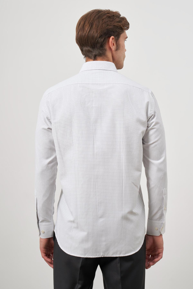 Beyaz Uzun Kol Kareli Desen Bez Ayağı Sert Yaka Cepli Pamuklu Classic Comfort Fit Gömlek 1004245158
