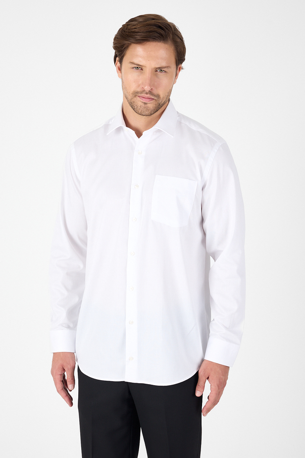 Beyaz Uzun Kol Sert Yaka Cepli Non Iron Comfort Fit Pamuklu Gömlek 1004250268