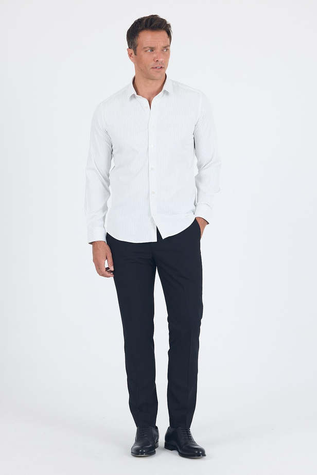 Beyaz Uzun Kol Sert Yaka Cepsiz Easy To Iron Slim Fit Esnek Gömlek 1004250230