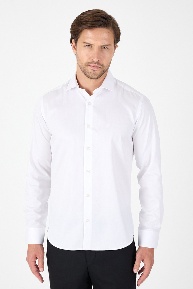 Beyaz Uzun Kol Yarım İtalyan Yaka Cepsiz Non Iron Slim Fit Pamuklu Gömlek 1004250267