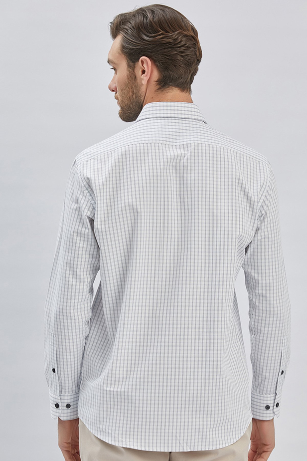 Beyaz Uzun Kollu Ekoseli Sert Yaka Cepli Pamuklu Klasik Comfort Fit Rahat Kesim Gömlek 1004240223