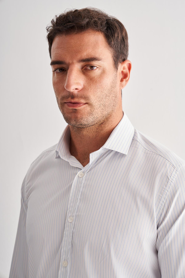 Beyaz Yarım İtalyan Yaka Uzun Kol Cepsiz Slim Fit Cls Gömlek 1004255174