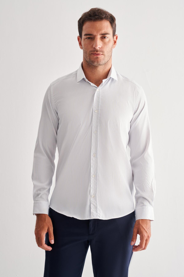 Beyaz Yarım İtalyan Yaka Uzun Kol Cepsiz Slim Fit Cls Gömlek 1004255174