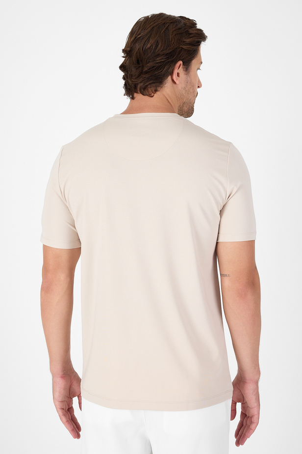 Fındık Kısa Kol Bisiklet Yaka Cepsiz Pamuklu Casual Slim Fit Tişört 1011250165