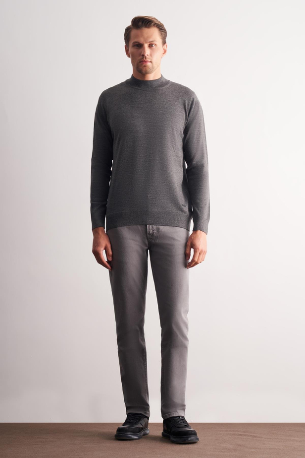 Gri Yarım Balıkçı Yaka Cepsiz Comfort Fit Classic Pamuklu Triko Kazak 1012255001