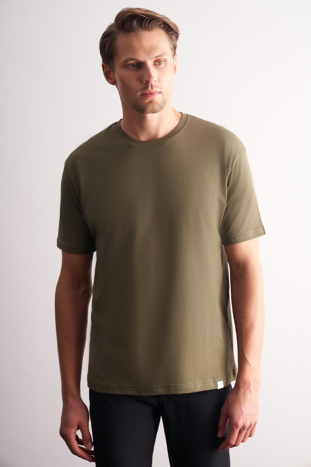 Haki Bisiklet Yaka Kısa Kol Slim Fit Pamuklu Tişört 1011255106