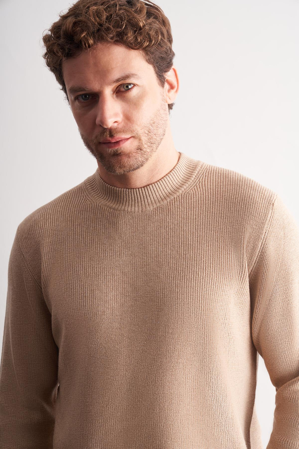 Koyu Bej Yarım Balıkçı Yaka Uzun Kol Cepsiz Comfort Fit Casual Pamuklu Triko Kazak 1012255203