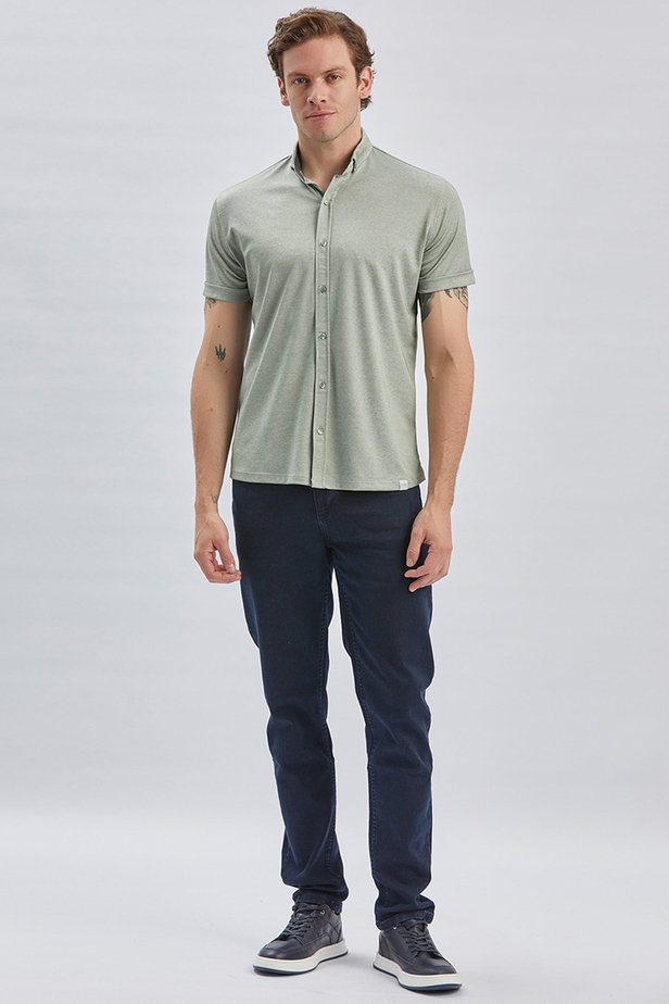 Koyu Haki Desenli Oxford Polo Yaka Cepli Pamuklu Casual Slim Fit Dar Kesim Tişört 1011240178