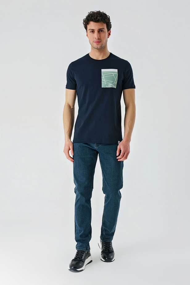 Koyu Lacivert Baskılı Bez Ayağı Bisiklet Yaka %100 Pamuk Casual Slim Fit Dar Kesim Tişört 1011240169