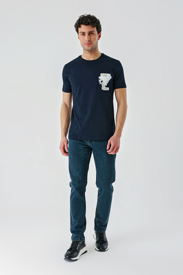 Koyu Lacivert Baskılı Bez Ayağı Bisiklet Yaka %100 Pamuk Casual Slim Fit Dar Kesim Tişört 1011240166