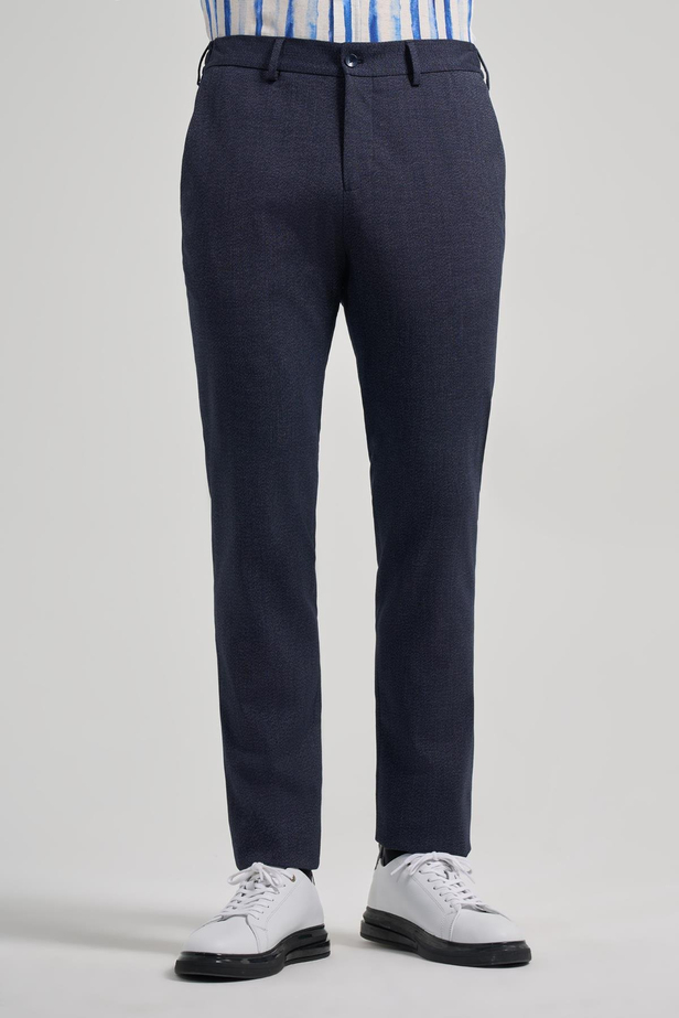 Koyu Lacivert Kendinden Desenli Yan Cep Slim Fit Jogger Pantolon 1003250161