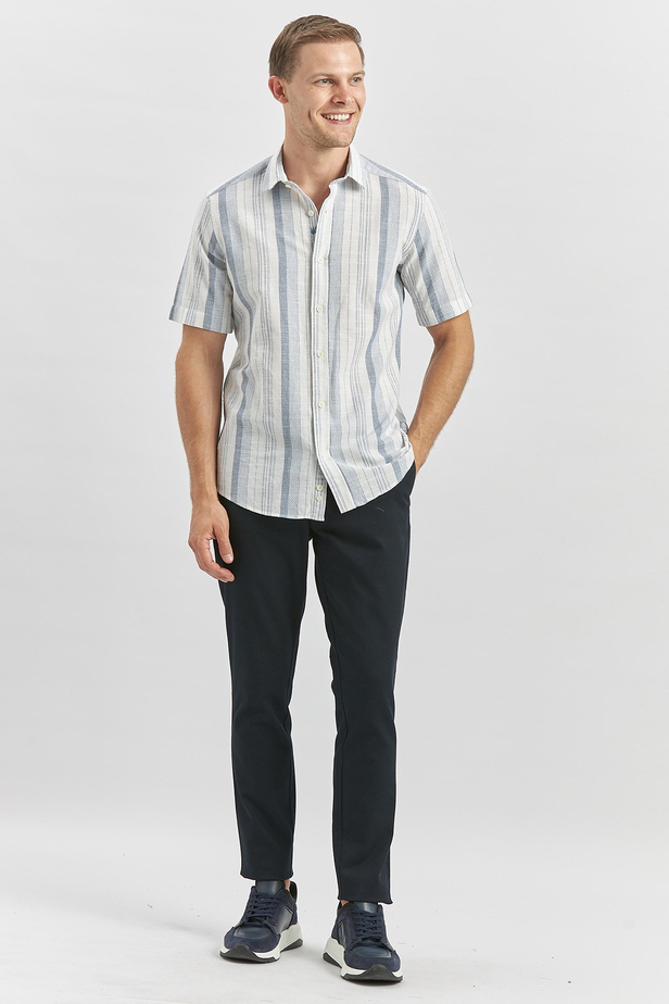 Koyu Lacivert Kısa Kollu Çizgili Armürlü Pamuklu Casual Slim Fit Dar Kesim Gömlek 1004240243