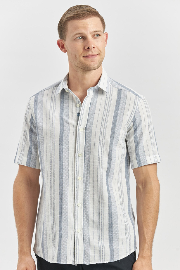 Koyu Lacivert Kısa Kollu Çizgili Armürlü Pamuklu Casual Slim Fit Dar Kesim Gömlek 1004240243