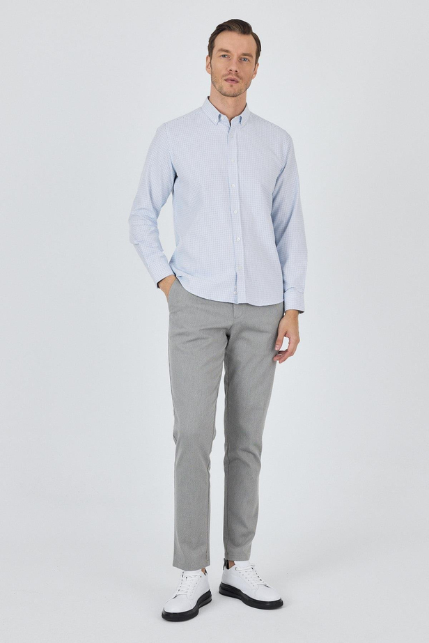 Koyu Mavi Düğmeli Yaka Kendinden Desenli Classic Pamuklu Slim Fit Gömlek 1004250217