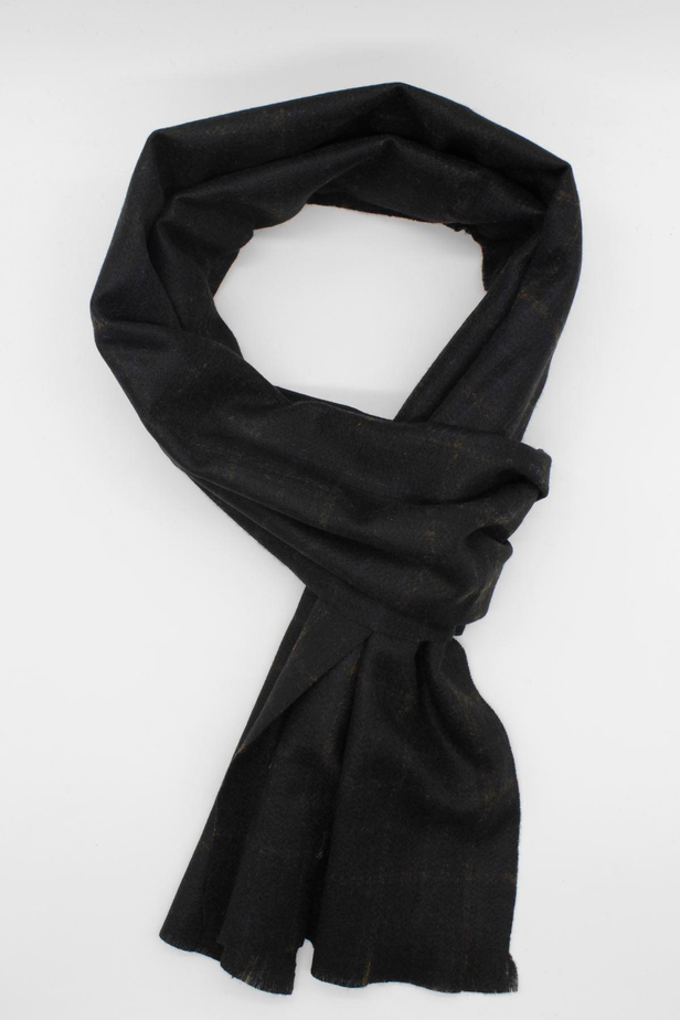 Siyah Desenli Kaşkol 1067245106_004