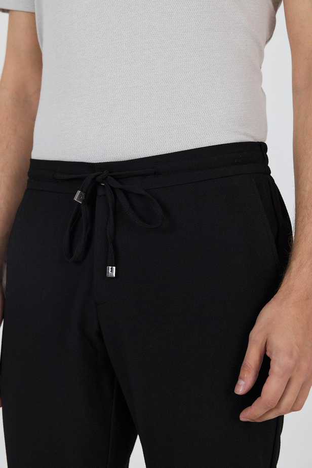 Siyah Esnek Lastikli Yandan Cepli Casual Comfort Fit Jogger Pantolon 1003250210
