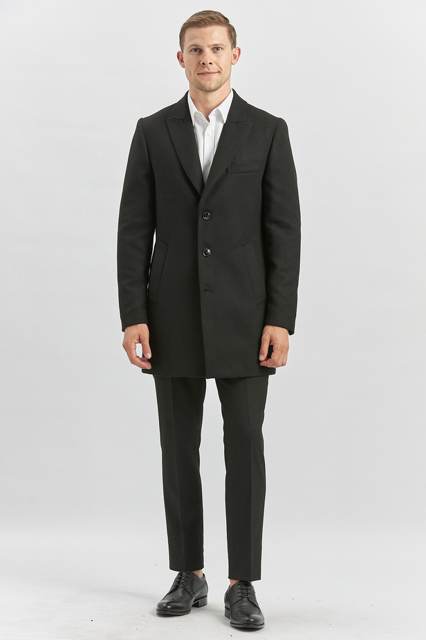 Siyah Kaşe Kırlangıç Yaka Yırtmaçlı Kapitoneli Astar Comfort Fit Rahat Kesim Palto 1005245157