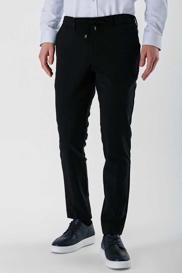 Siyah Likralı Yan Cepli Lastikli Slim Fit Dar Kesim Casual Pantolon 1003240155