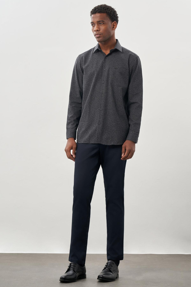 Siyah Uzun Kol Baskılı Bez Ayağı Sert Yaka Cepli Pamuklu Classic Comfort Fit Gömlek 1004245215