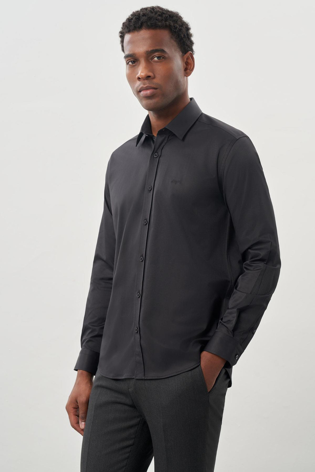 Siyah Uzun Kollu Sert Yaka Cepsiz Pamuklu Likralı Klasik Slim Fit Dar Kesim Gömlek 1004245234