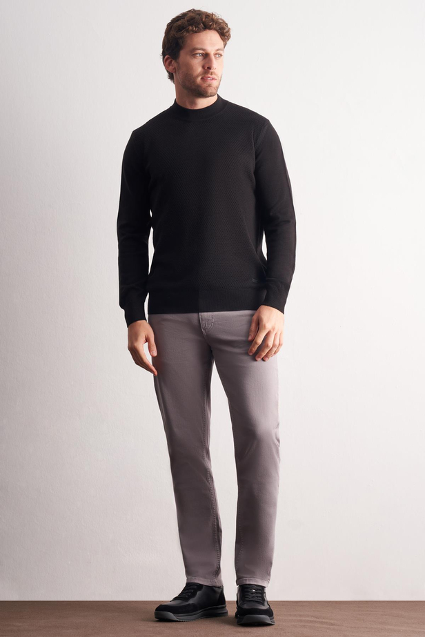 Siyah Yarım Balıkçı Yaka Uzun Kol Cepsiz Comfort Fit Classic Pamuklu Triko Kazak 1012255208