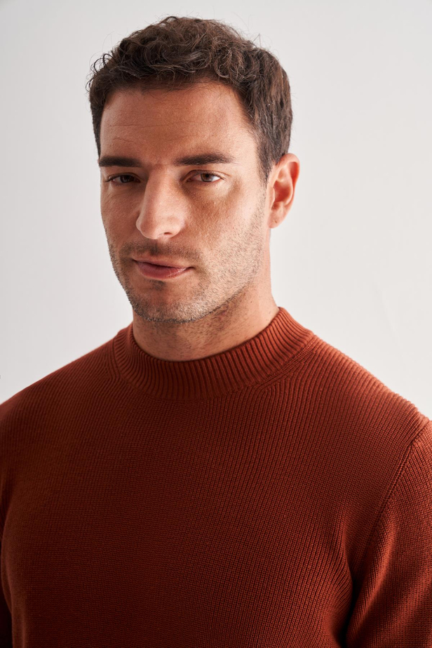 Taba Yarım Balıkçı Yaka Uzun Kol Cepsiz Comfort Fit Casual Pamuklu Triko Kazak 1012255203